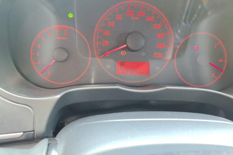 Used Honda Gienia 2017 1.5L CVT Classic Edition Odometer Close Up