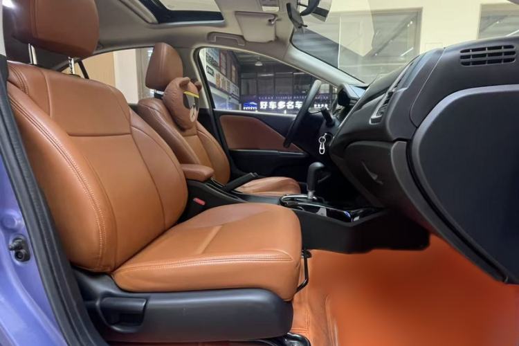 Used Honda Gienia 2017 1.5L CVT Comfort Version Right Front Seat