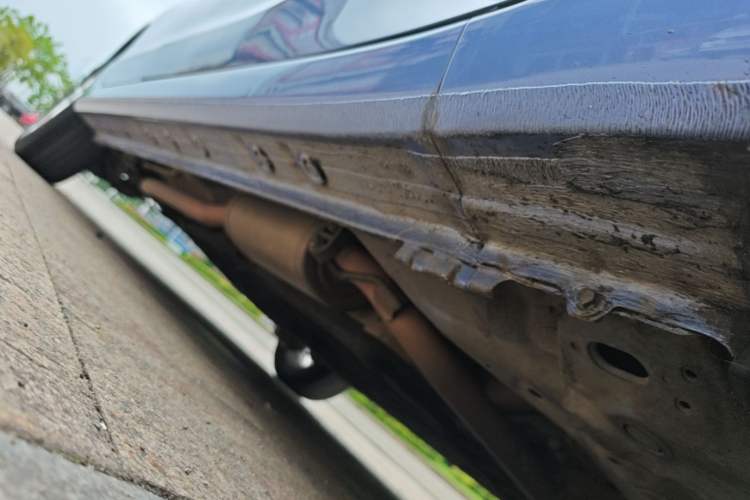 Used Honda Gienia 2017 1.5L CVT Classic Edition Right Side Sill