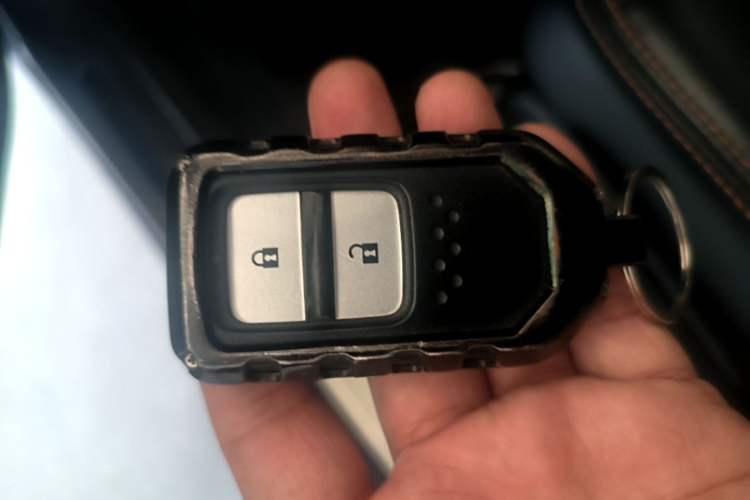Used Honda Gienia 2017 1.5L CVT Fashion Edition Vehicle Key