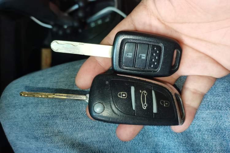 Used Honda Gienia 2017 1.5L CVT Comfort Version Vehicle Key