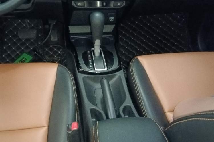 Used Honda Gienia 2017 1.5L CVT Comfort Version Gear Lever