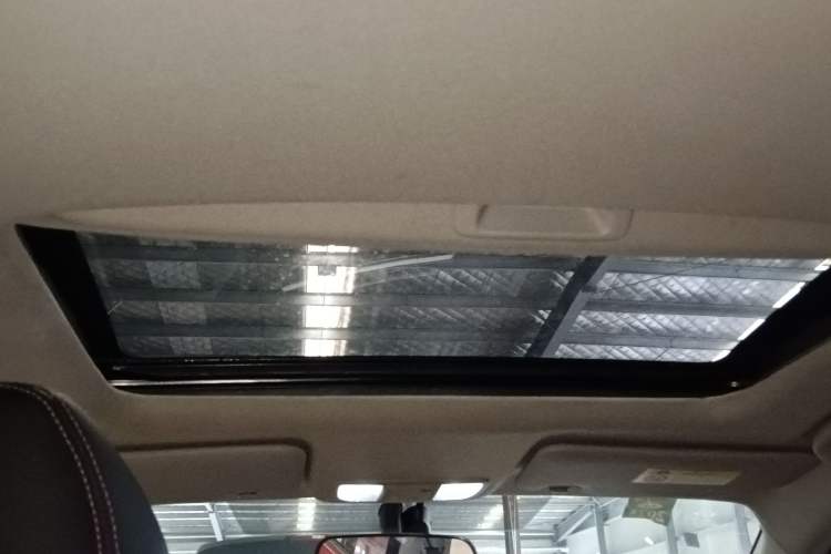Used Honda Gienia 2017 1.5L CVT Comfort Version Headliner