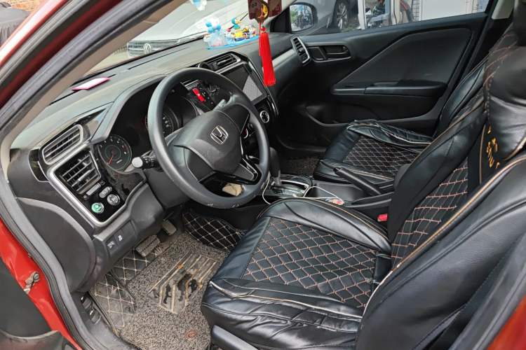 Used Honda Gienia 2017 1.5L CVT Comfort Version Left Front Seat