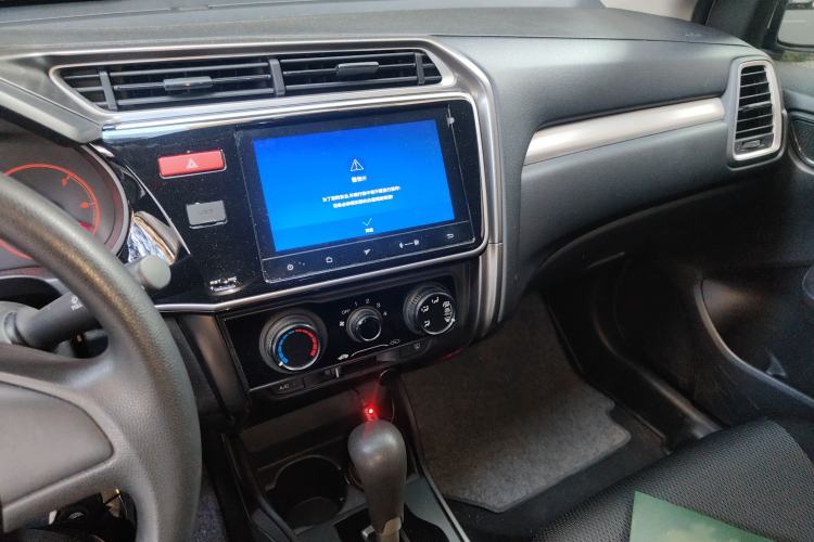 Used Honda Gienia 2017 1.5L CVT Classic Edition Audio And AC Panel