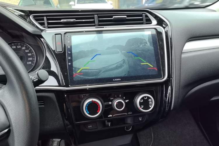 Used Honda Gienia 2017 1.5L CVT Comfort Version Audio And AC Panel