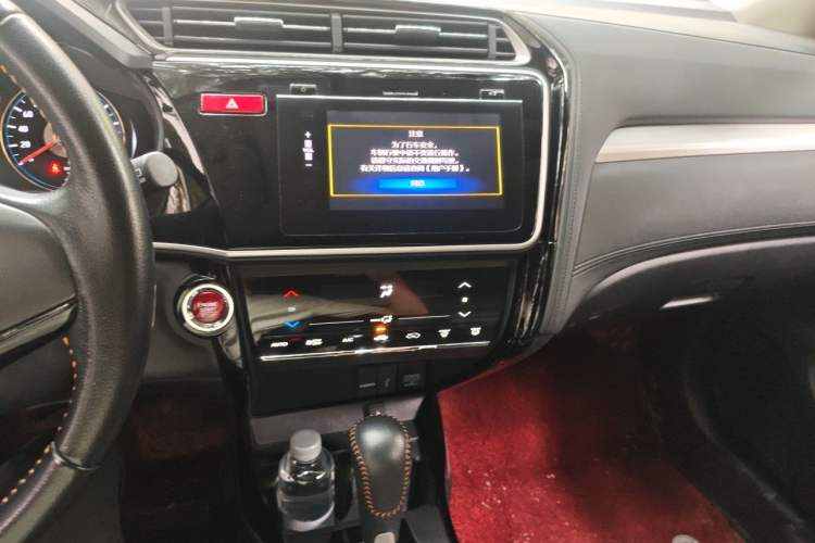 Used Honda Gienia 2017 1.5L CVT Luxury Edition Audio And AC Panel