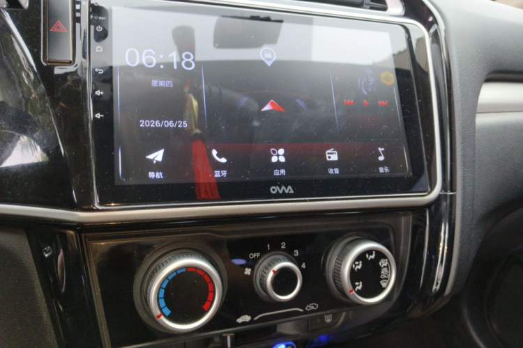 Used Honda Gienia 2017 1.5L CVT Comfort Version Audio And AC Panel
