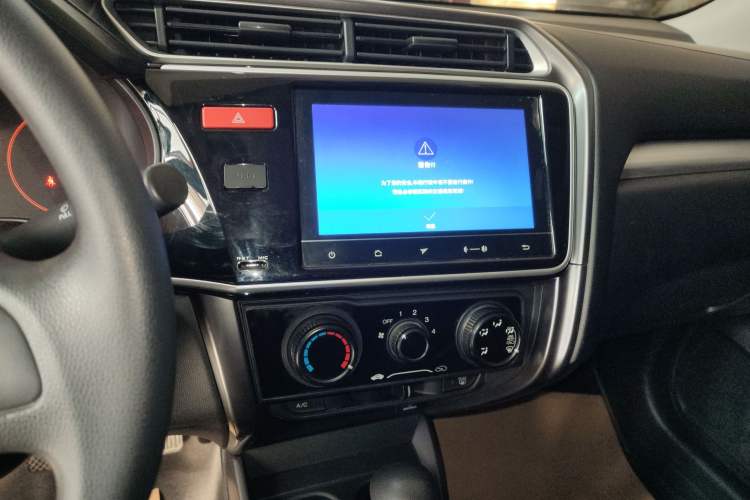 Used Honda Gienia 2017 1.5L CVT Classic Edition Audio And AC Panel