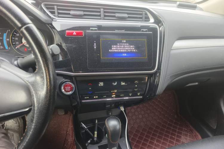Used Honda Gienia 2017 1.5L CVT Fashion Edition Audio And AC Panel