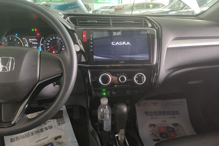 Used Honda Gienia 2017 1.5L CVT Comfort Version Audio And AC Panel