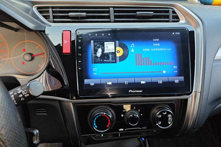 Used Honda Gienia 2017 1.5L CVT Classic Edition Audio And AC Panel