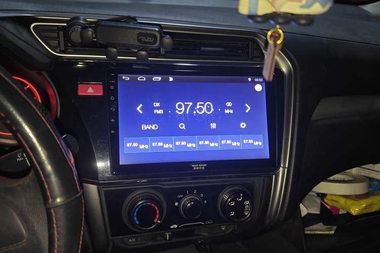 Used Honda Gienia 2017 1.5L CVT Classic Edition Audio And AC Panel