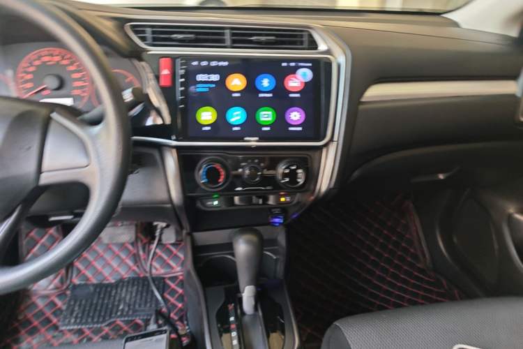 Used Honda Gienia 2017 1.5L CVT Classic Edition Audio And AC Panel