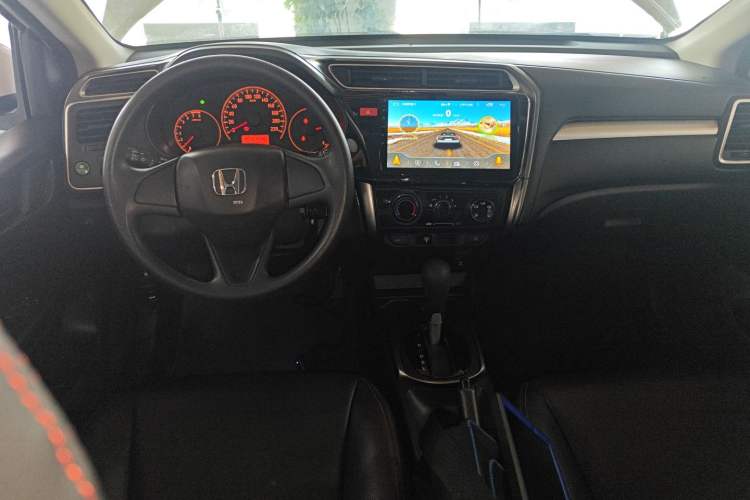 Used Honda Gienia 2017 1.5L CVT Classic Edition Center Console