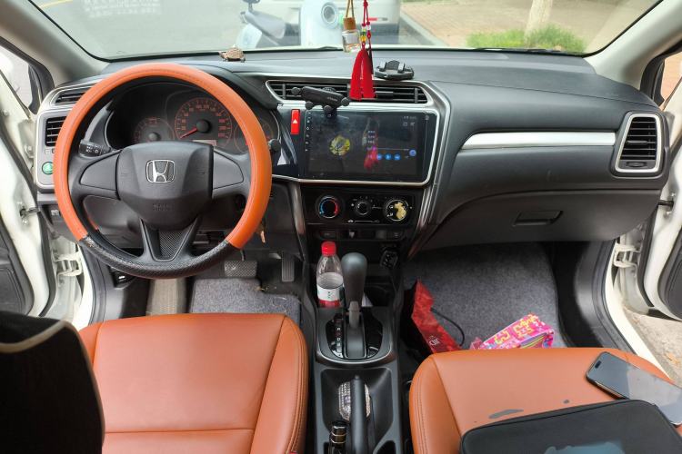 Used Honda Gienia 2017 1.5L CVT Classic Edition Center Console
