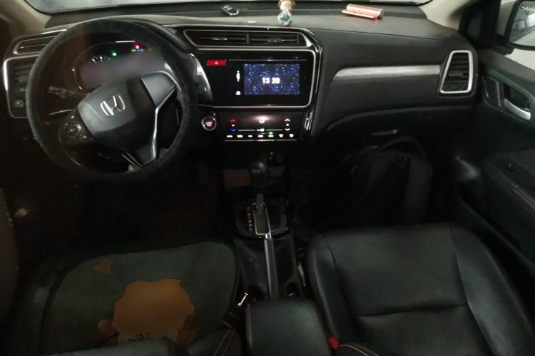Used Honda Gienia 2017 1.5L CVT Fashion Edition Center Console