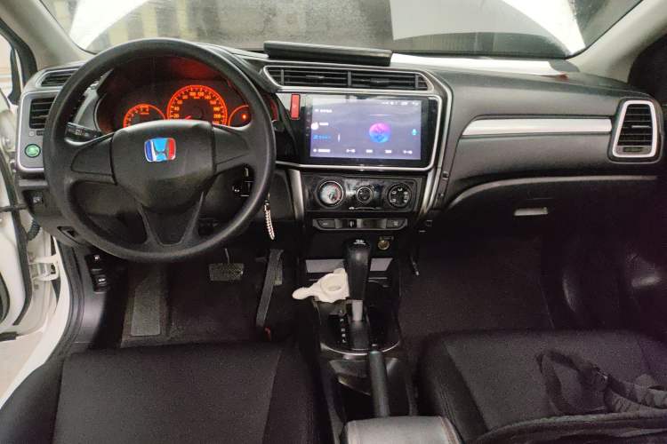 Used Honda Gienia 2017 1.5L CVT Classic Edition Center Console