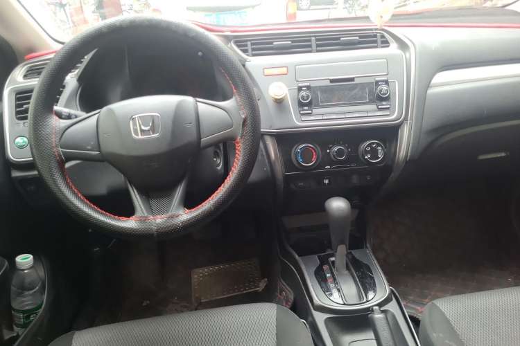Used Honda Gienia 2017 1.5L CVT Classic Edition Center Console
