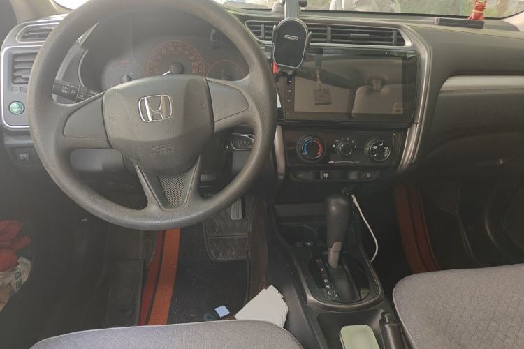 Used Honda Gienia 2017 1.5L CVT Classic Edition Center Console