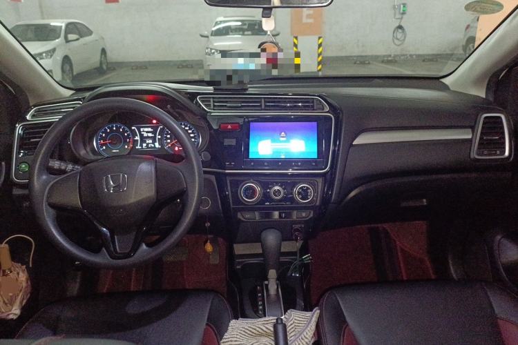 Used Honda Gienia 2017 1.5L CVT Comfort Version Center Console