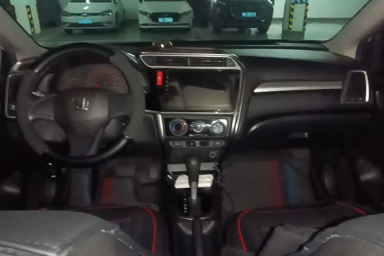 Used Honda Gienia 2017 1.5L CVT Classic Edition Center Console