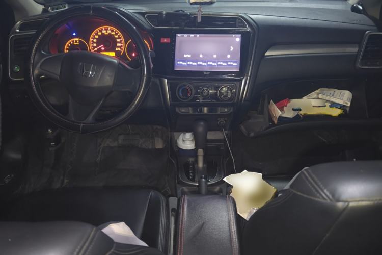 Used Honda Gienia 2017 1.5L CVT Classic Edition Center Console