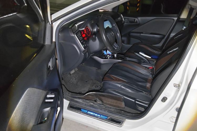 Used Honda Gienia 2017 1.5L CVT Classic Edition Driver Seat