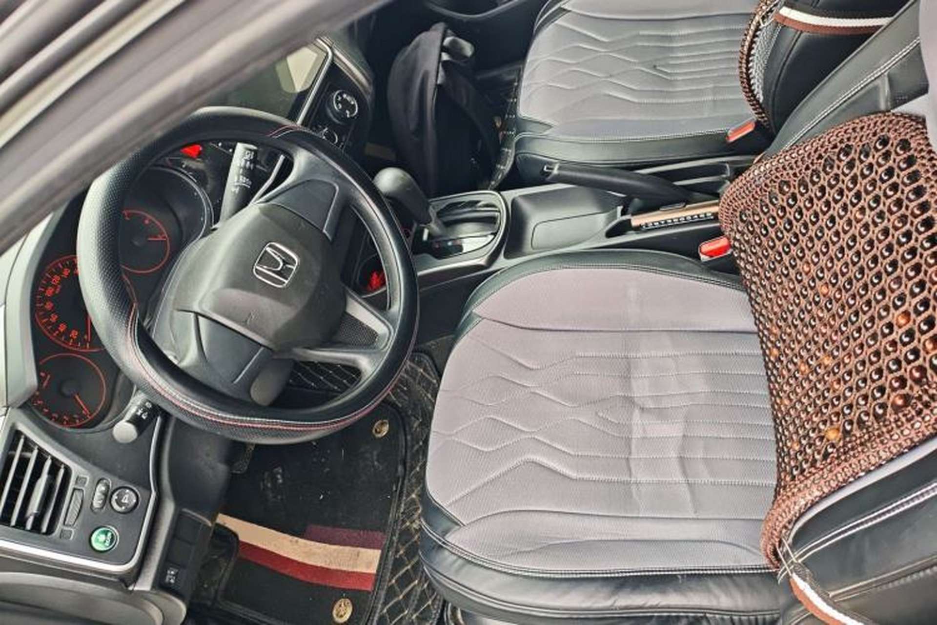 Used Honda Gienia 2017 1.5L CVT Classic Edition Driver Seat
