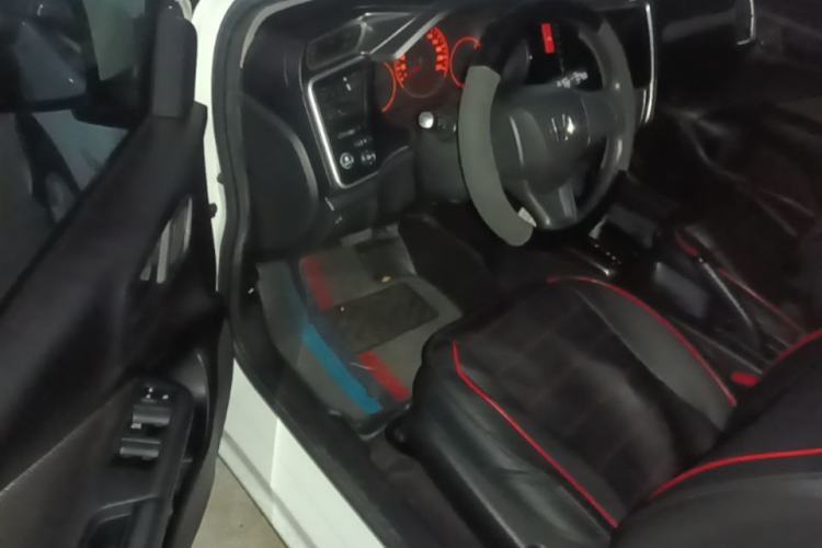 Used Honda Gienia 2017 1.5L CVT Classic Edition Driver Seat
