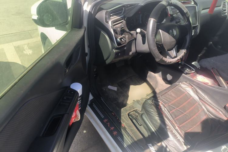 Used Honda Gienia 2017 1.5L CVT Comfort Version Driver Seat