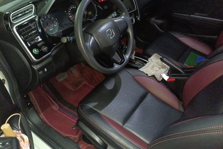 Used Honda Gienia 2017 1.5L CVT Comfort Version Driver Seat