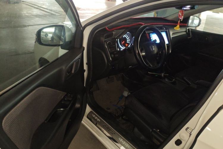 Used Honda Gienia 2017 1.5L CVT Classic Edition Driver Seat