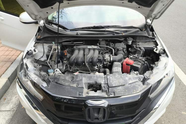 Used Honda Gienia 2017 1.5L CVT Classic Edition Engine Bay