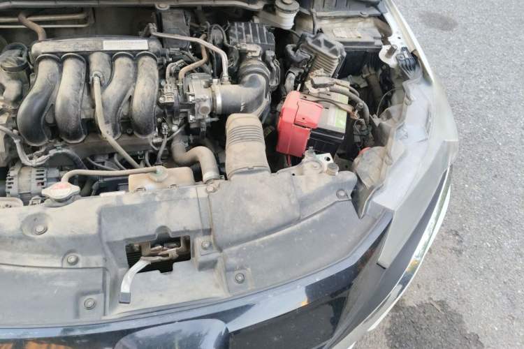 Used Honda Gienia 2017 1.5L CVT Luxury Edition Engine Bay Left