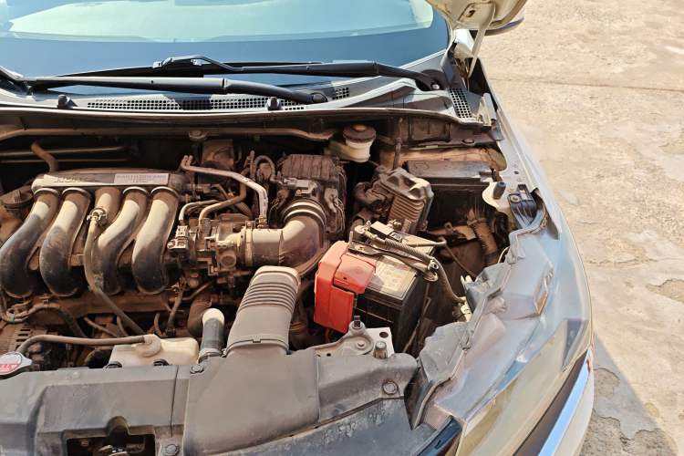 Used Honda Gienia 2017 1.5L CVT Comfort Version Engine Bay Left