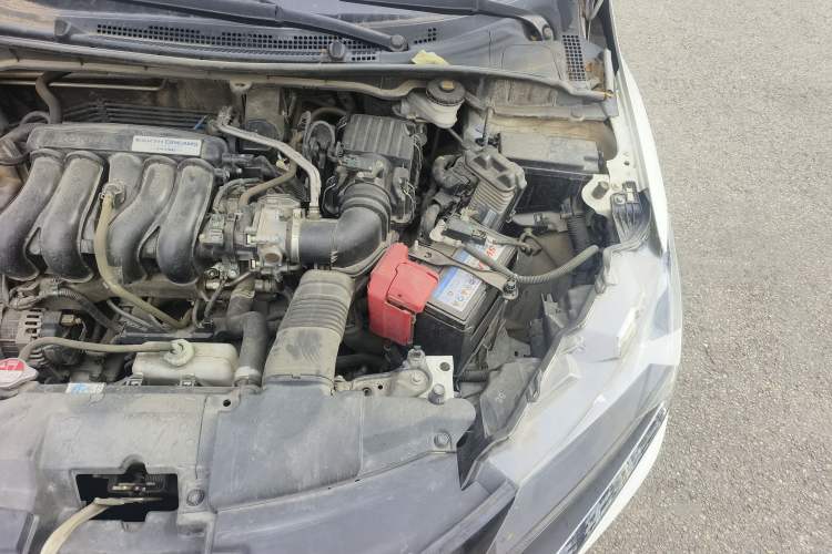 Used Honda Gienia 2017 1.5L CVT Fashion Edition Engine Bay Left