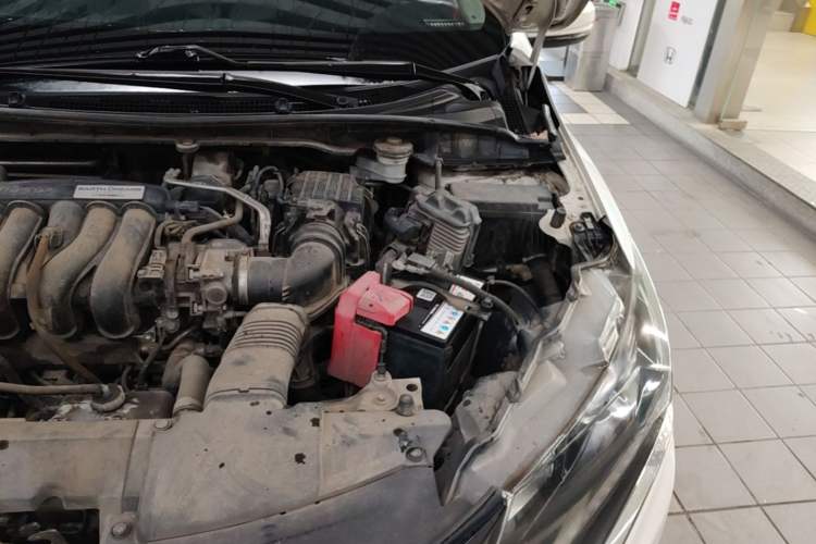 Used Honda Gienia 2017 1.5L CVT Fashion Edition Engine Bay Left
