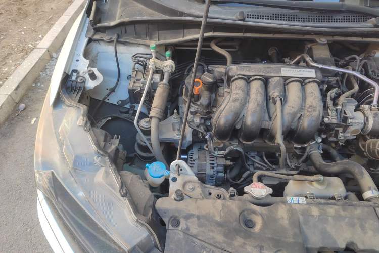 Used Honda Gienia 2017 1.5L CVT Classic Edition Engine Bay Right