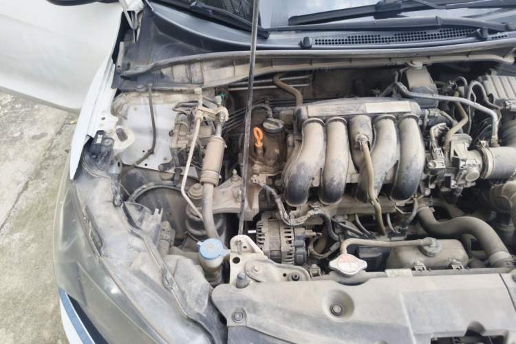 Used Honda Gienia 2017 1.5L CVT Classic Edition Engine Bay Right