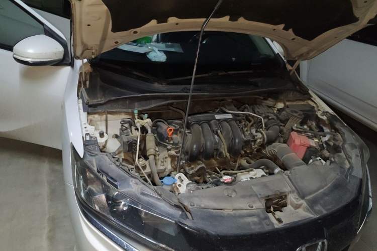 Used Honda Gienia 2017 1.5L CVT Classic Edition Engine Bay Right
