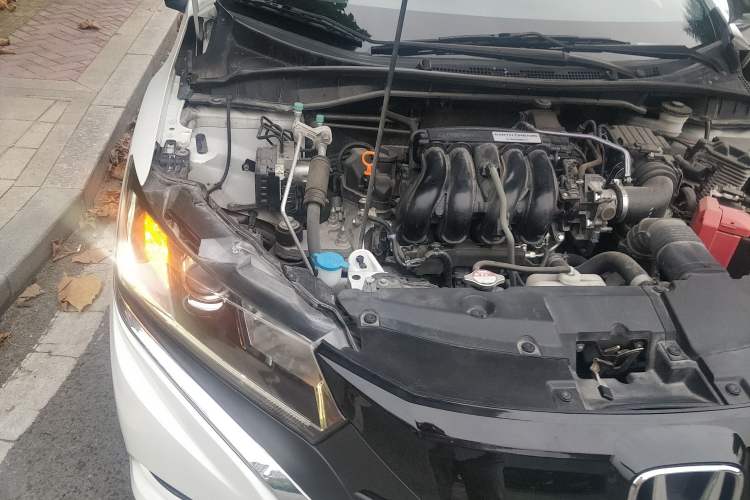 Used Honda Gienia 2017 1.5L CVT Comfort Version Engine Bay Right