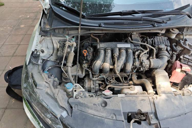Used Honda Gienia 2017 1.5L CVT Classic Edition Engine Bay Right