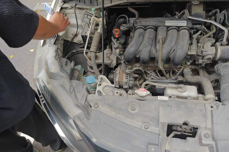 Used Honda Gienia 2017 1.5L CVT Comfort Version Engine Bay Right