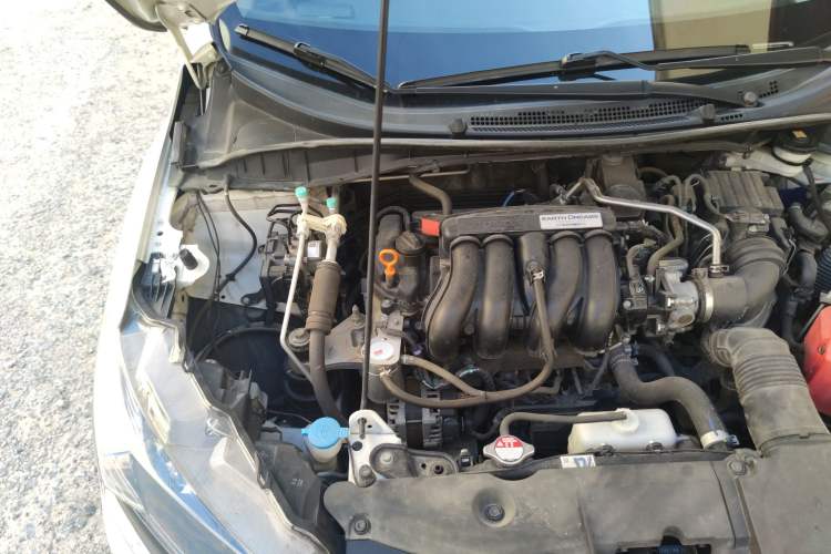 Used Honda Gienia 2017 1.5L CVT Classic Edition Engine Bay Right