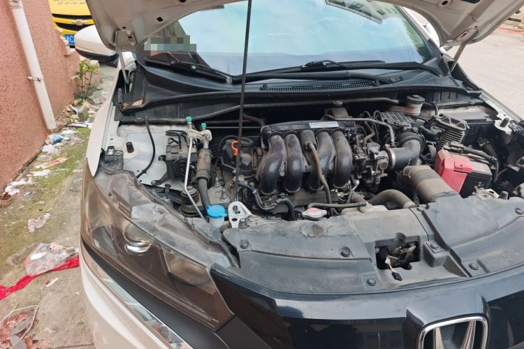 Used Honda Gienia 2017 1.5L CVT Classic Edition Engine Bay Right