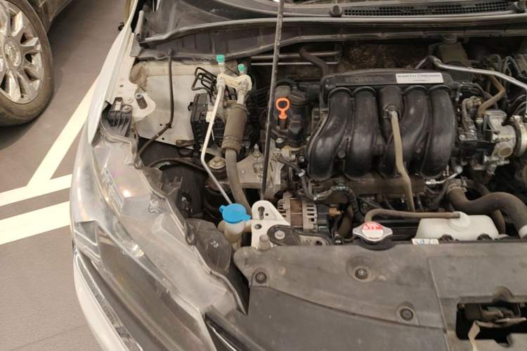 Used Honda Gienia 2017 1.5L CVT Comfort Version Engine Bay Right
