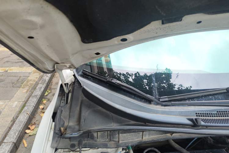 Used Honda Gienia 2017 1.5L CVT Comfort Version Engine Bay Right