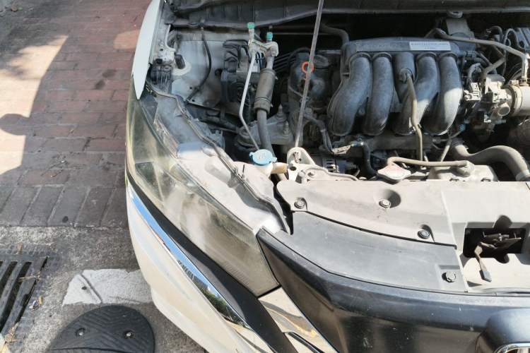 Used Honda Gienia 2017 1.5L Manual Classic Edition Engine Bay Right