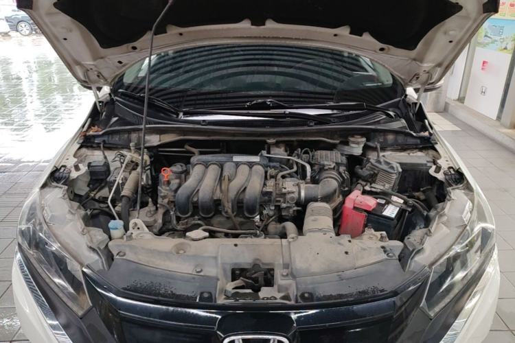 Used Honda Gienia 2017 1.5L CVT Fashion Edition Engine Bay